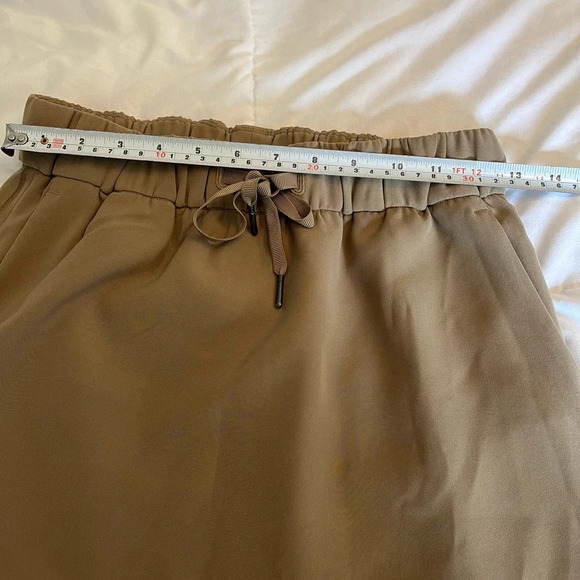 Lululemon On The  Fly Skirt
*Woven
Frontier, tan color casual, athleisure, sz 6 - Picture 12 of 16